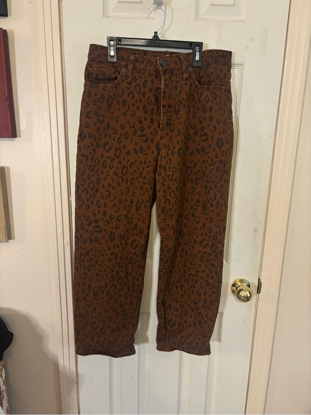 Universal Thread Brown Leopard-Print Relaxed Jeans